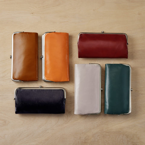 Lauren Clutch Wallet in Polished Leather