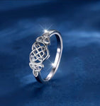 925 Sterling Silver Ring with Trendy Celtic Knot Design