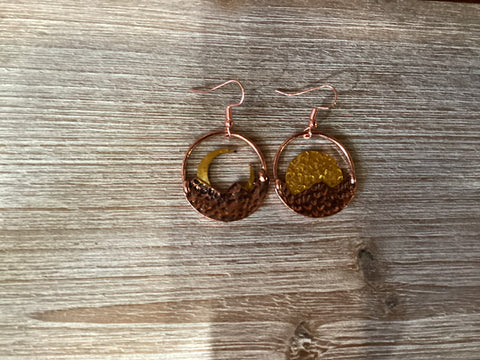 Golden Vintage Hollow Round and Curved Moon Earrings